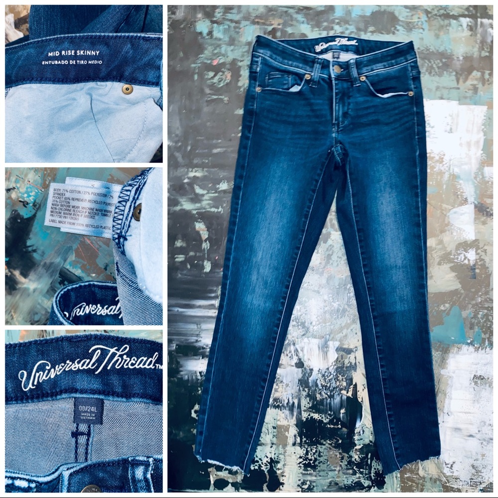 Universal Thread High Rise Skinny Jeans - Picture 3 of 3